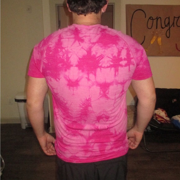 Men’s Lululemon 🍋 XL t-shirt - Picture 2 of 2